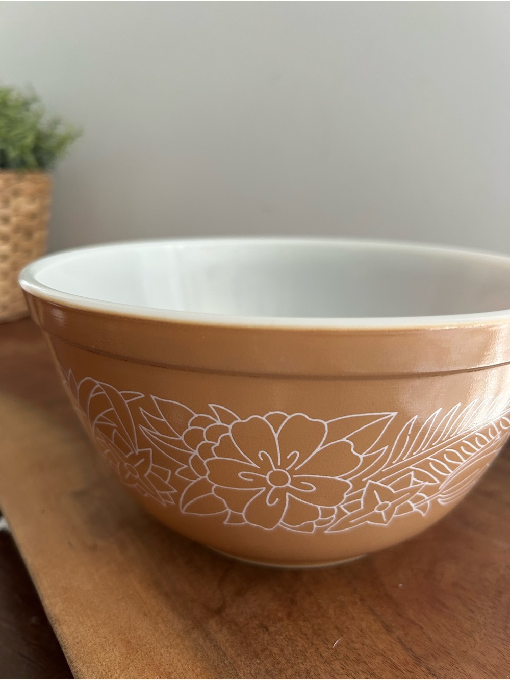 Vintage Pyrex Woodland Nesting Bowl 750 ml - Light Brown Mixing Bowl MINT